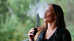 Exploring The Pros And Cons Of Vaping: A Holistic Perspective